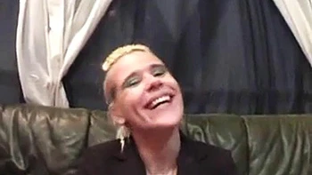 Amador vintage chupando e foda hardcore