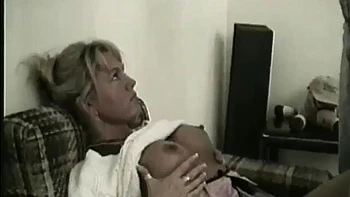 Chennin Blanc hace desaparecer su polla: Mamadas y follar