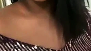 Grosse poitrine BBW baisée en levrette