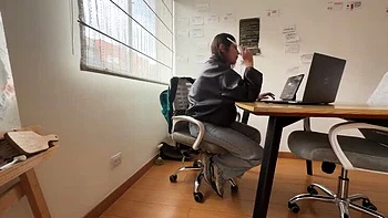 Scarlettandc лесбиянки: латинка с огромной жопой ебется и лижет киску