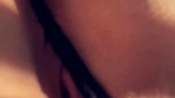 Compilation de chattes humides : doigt anal et masturbation amateur