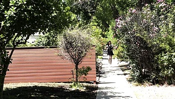 Жесткий анальный трах с транс порноактрисой Grooby