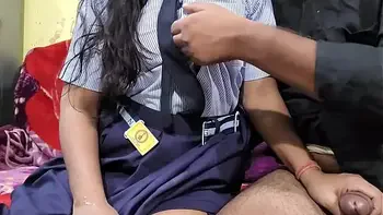 ट्यूशन पढ़ने वाली लड़की सर ने होमवर्क नही किया था तो लड़की को जबरदस्ती चोदा