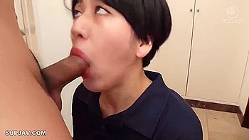 Teen japonaise garçon manqué 18+ amateur