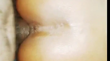 Bhabhi hindú desi follada por el gran negro de su hermanastro