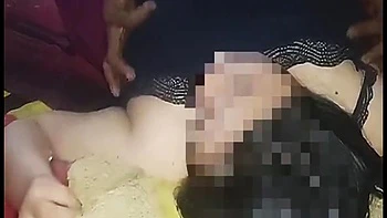 Шатенка жена подсела на соседский член