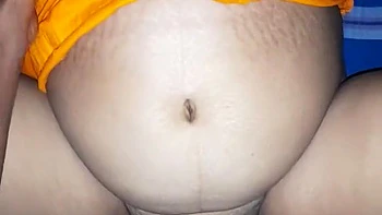 Follé anoche a mi esposa india con pelo