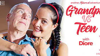 Vovô tarado fode novinha morena safada