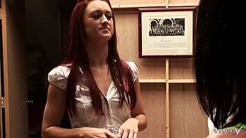 Festa lésbica a três com morenas