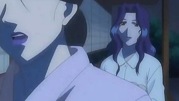 Belle-mère à grosses nichons en gangbang hentai