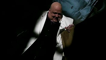 Viuda Marvel chupa y folla a cuatro y a horcajadas