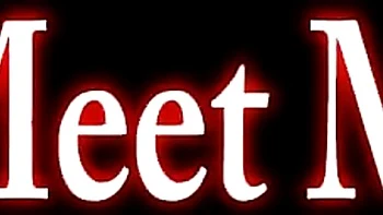 Mamá tetona Maggie Green monta polla y termina en facial