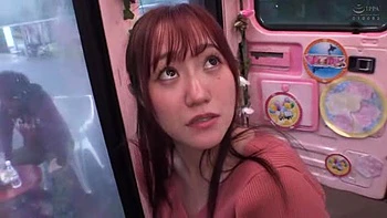 Frau beim Fremdgehen erwischt, Cuckold sieht zu