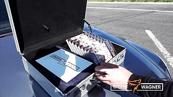 Kitty Blair hypnotique, gorge profonde et doigté