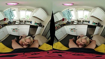 Blowjob und harte Cowgirl-Doggy-Fickszene