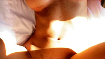 Secrétaire blonde Lilith Petite baisée fort par le patron