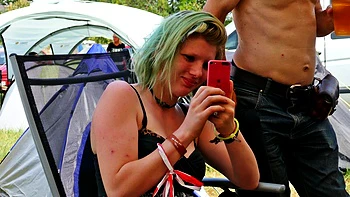 Camille S., a vadia do festival fodida forte