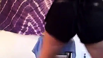 Black Babe's Booty Clap - Interracial Cam Show