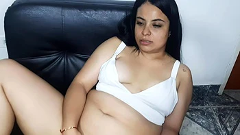 I Find My Horny Stepsister Watching Porn