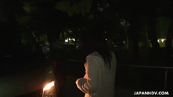 Akos enérgico follando en tráiler asiático sin censura