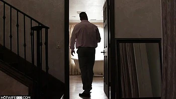 Рамон Номар трахает горячую жену Пейтон с огромной жопой