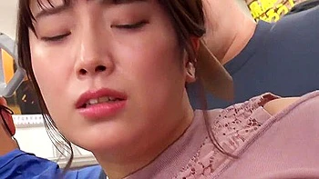 Busty Beauty Gets Pinched In Front And Behind On A Crowded Train And Has Her Nipples Developed 2 Hinata Tachibana Italian