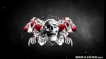 Blonde Milf fickt anal und macht tiefen Blowjob