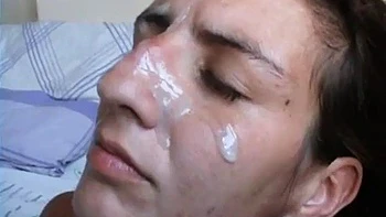 Latina brasileña amateur follada a cuatro