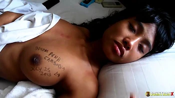 Casting amateur asiatique en POV