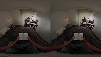 Brunette peluda em trio: boquete, lambida e masturbação