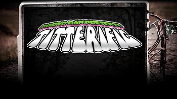 Brianna Banks rubia con tetas y culo grandes grita follada