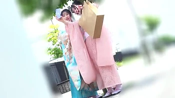 Горячие азиатские киски рвутся от оргазмов