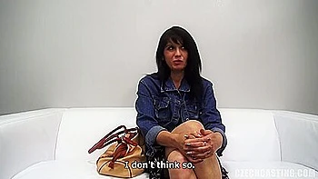 Monika, morena checa, quiere ser pornstar ya