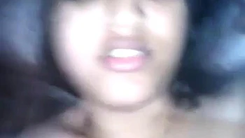 Morenaza musulmana chupando en amateur