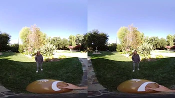 CoCo VR: mamada hardcore y perrito con chicas