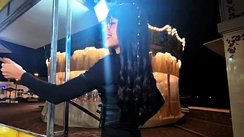 Lilith Baph ébano se masturba con juguetes de noche