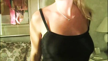 Blonde Lesben Cherry Chase & Chelsea Blue lecken Pussy