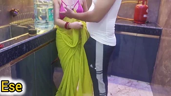 Buceta molhada da Alisha Bhabhi fodida forte