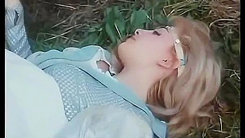 Trio anal vintage interracial double pénétration