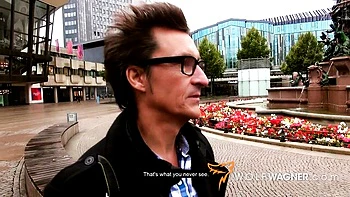 Junge Deutsche fickt großen Schwanz und bekommt Sperma auf den Arsch