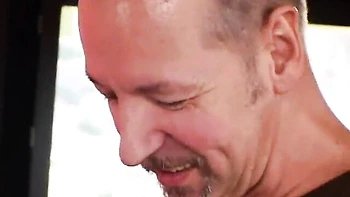 Bimbo's hot cuckold wife and swinging mom video