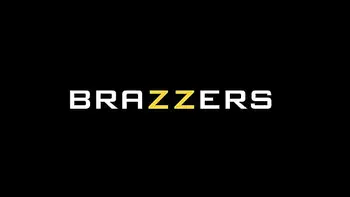 Stacked In Stockings - Julie Cash / Brazzers  / stream full from www.zzfull.com/herpussy