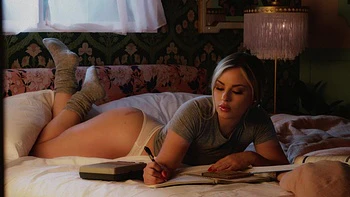 Anna Claire Clouds teases Oliver in sultry lace and hose