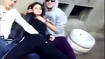 Public: Amateur, Brunette  Pornhub Porn