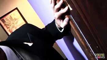 Doll's reverse cowgirl sex by Shagging Moms