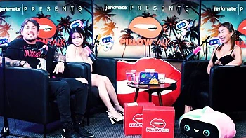 Nicole's baby yujia talkshow dirt