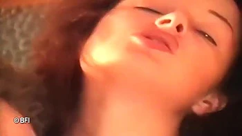 Sexy Brunette Chick Spreads Her Legs And Gets Pussy Slammed
