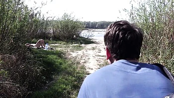 XES.PL featuring model's licking action